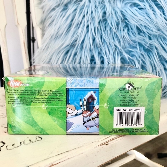 Sponge Bob, Vintage 2004, Set of 3, Glass Christmas Ornament In, Collectable Tin - Picture 6 of 11